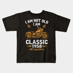 I am not old I am classic 1958 Kids T-Shirt